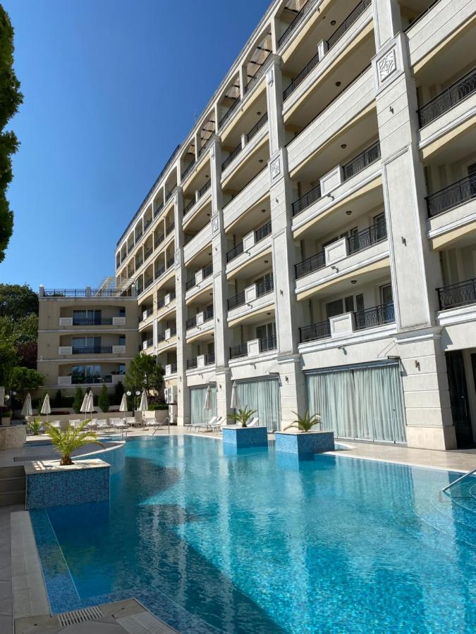 Private Apartments By The Sea With A Large Terrace In Apart Hotel! Поморие Экстерьер фото