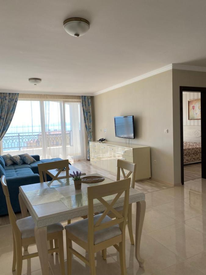 Private Apartments By The Sea With A Large Terrace In Apart Hotel! Поморие Экстерьер фото