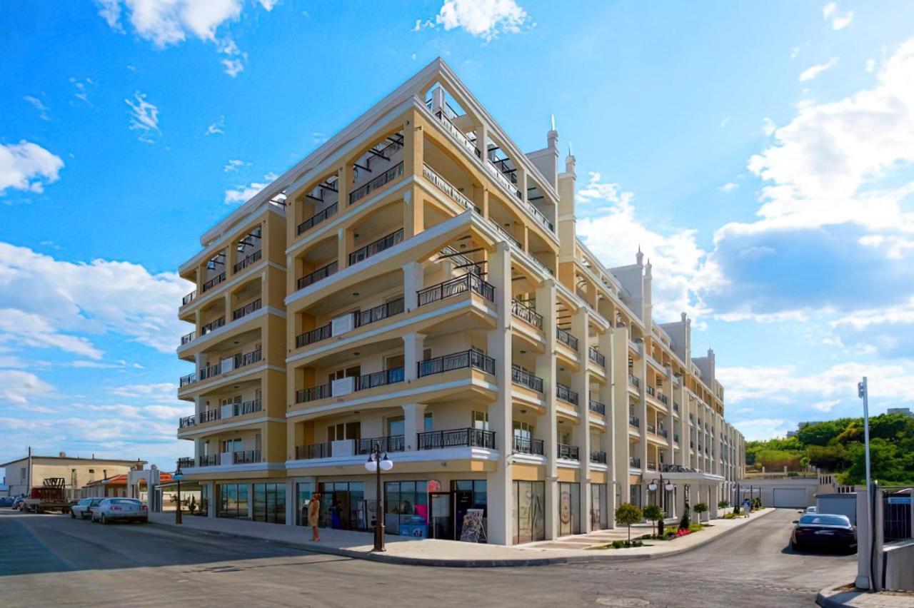 Private Apartments By The Sea With A Large Terrace In Apart Hotel! Поморие Экстерьер фото