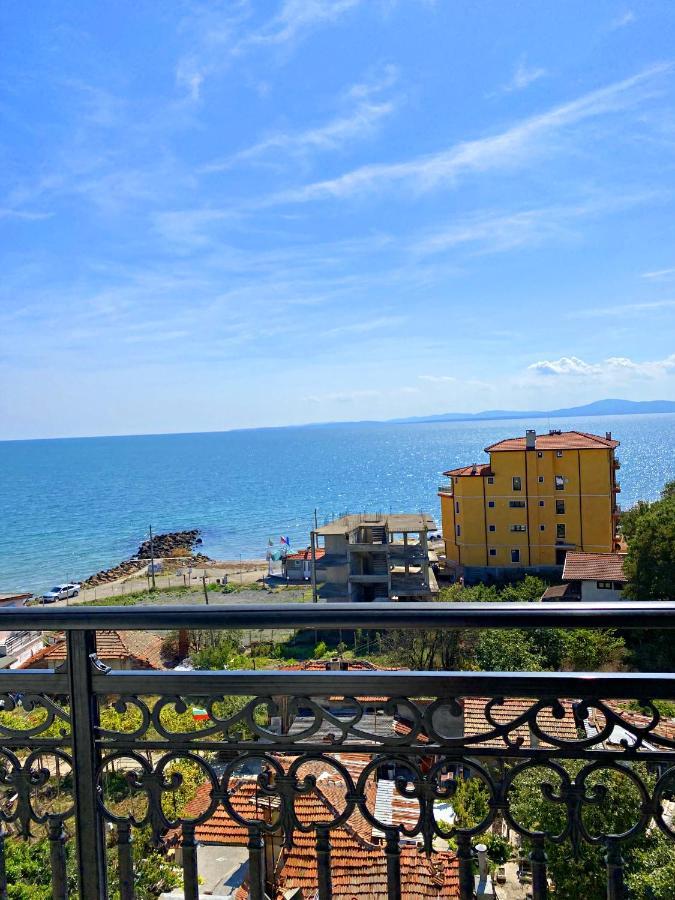 Private Apartments By The Sea With A Large Terrace In Apart Hotel! Поморие Экстерьер фото