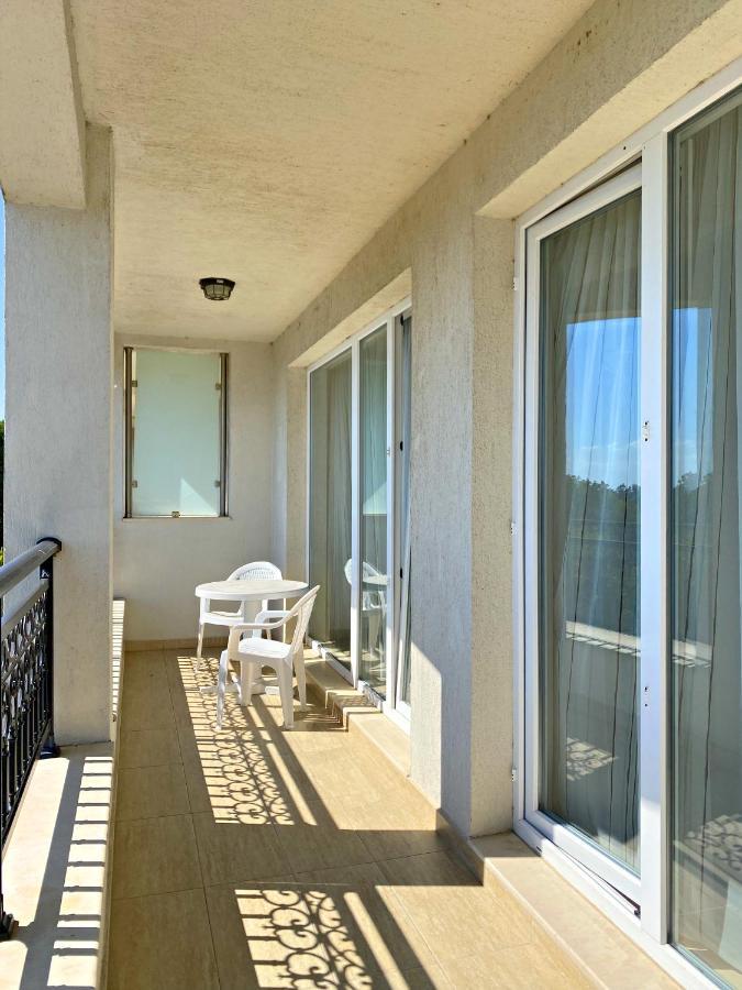 Private Apartments By The Sea With A Large Terrace In Apart Hotel! Поморие Экстерьер фото